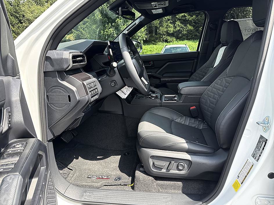 New 2026 Toyota 4Runner TRD Off-Road Premium AWD/4WD image 11