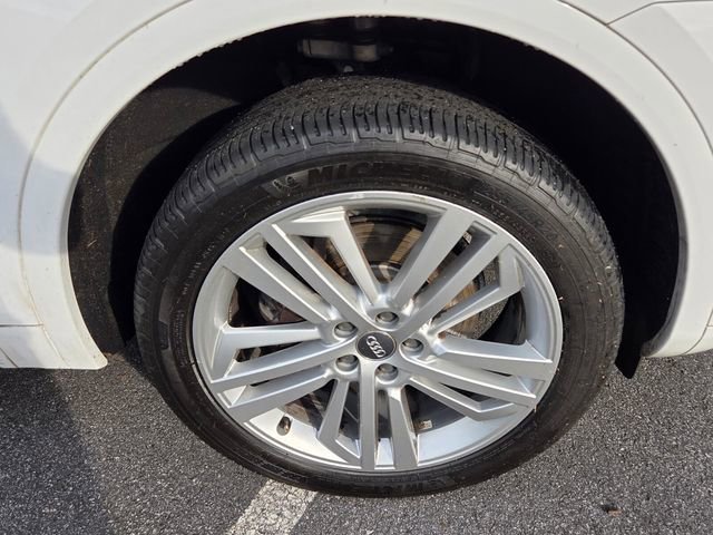 Used 2018 Audi Q5 2.0T Premium Plus AWD/4WD image 11