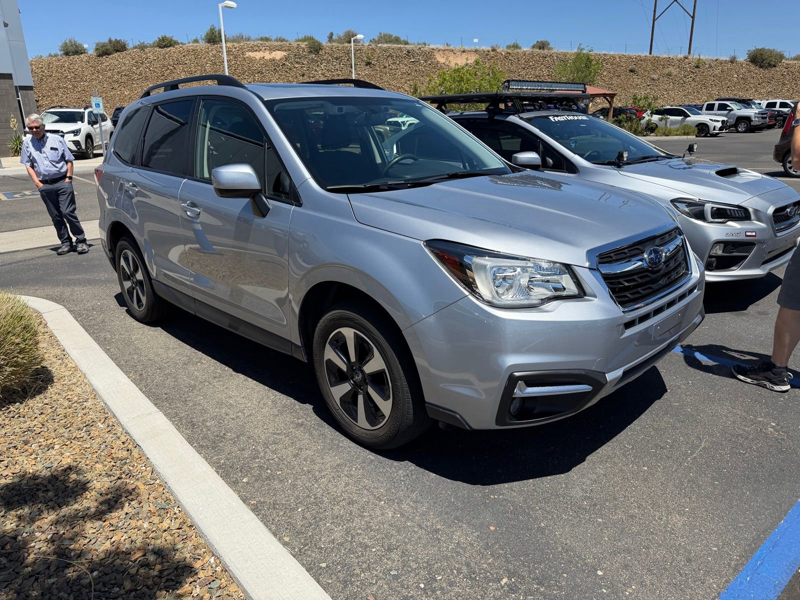 Used 2017 Subaru Forester 2.5i Premium AWD/4WD image 3
