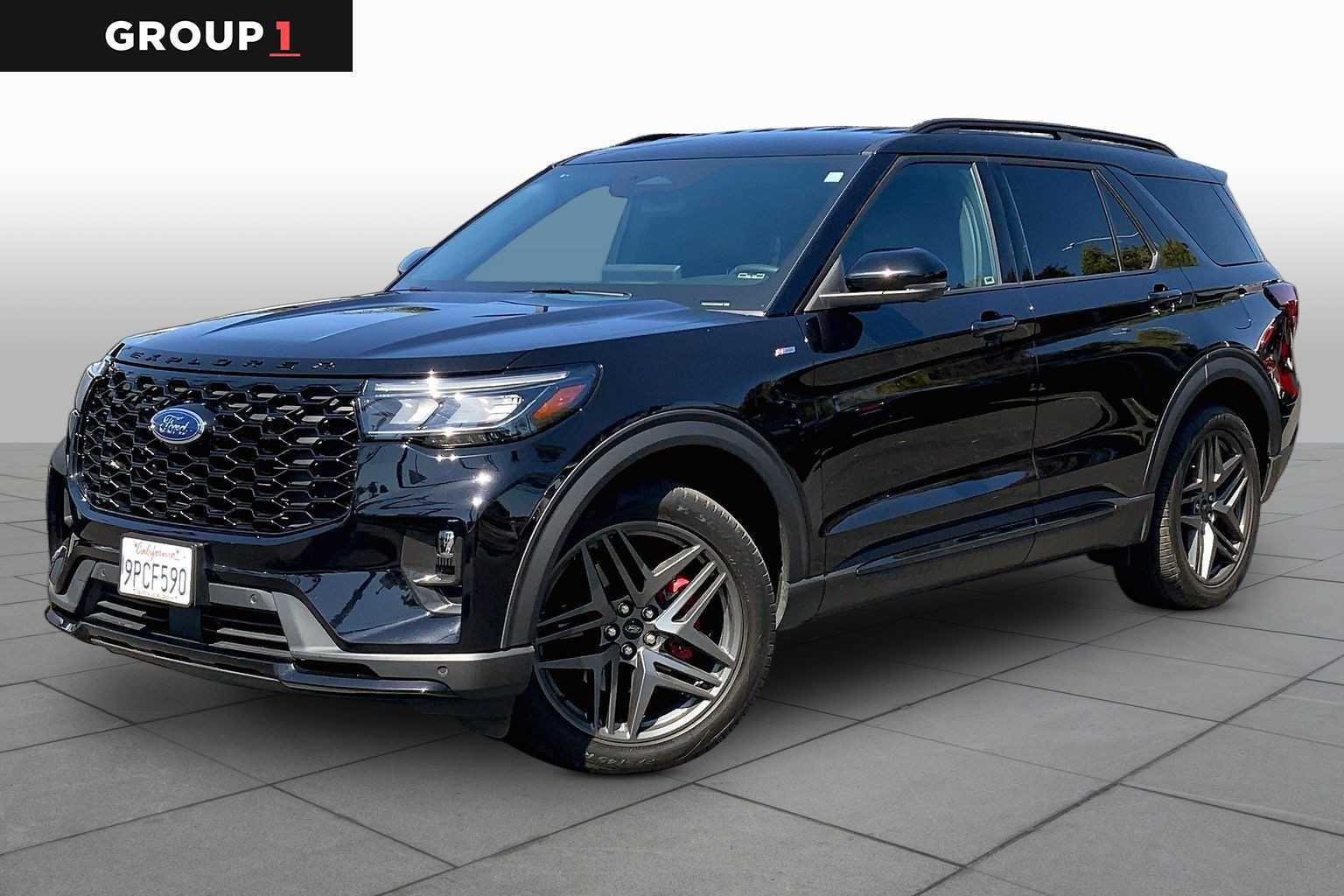 Used 2025 Ford Explorer ST-Line w/ Premium Package