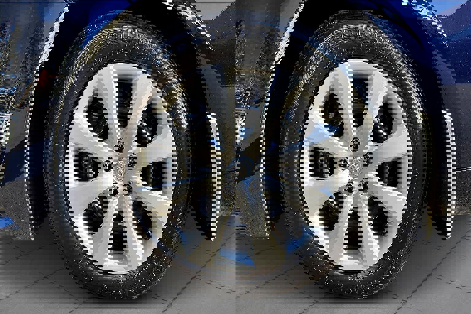 Certified 2025 Toyota Corolla LE image 10