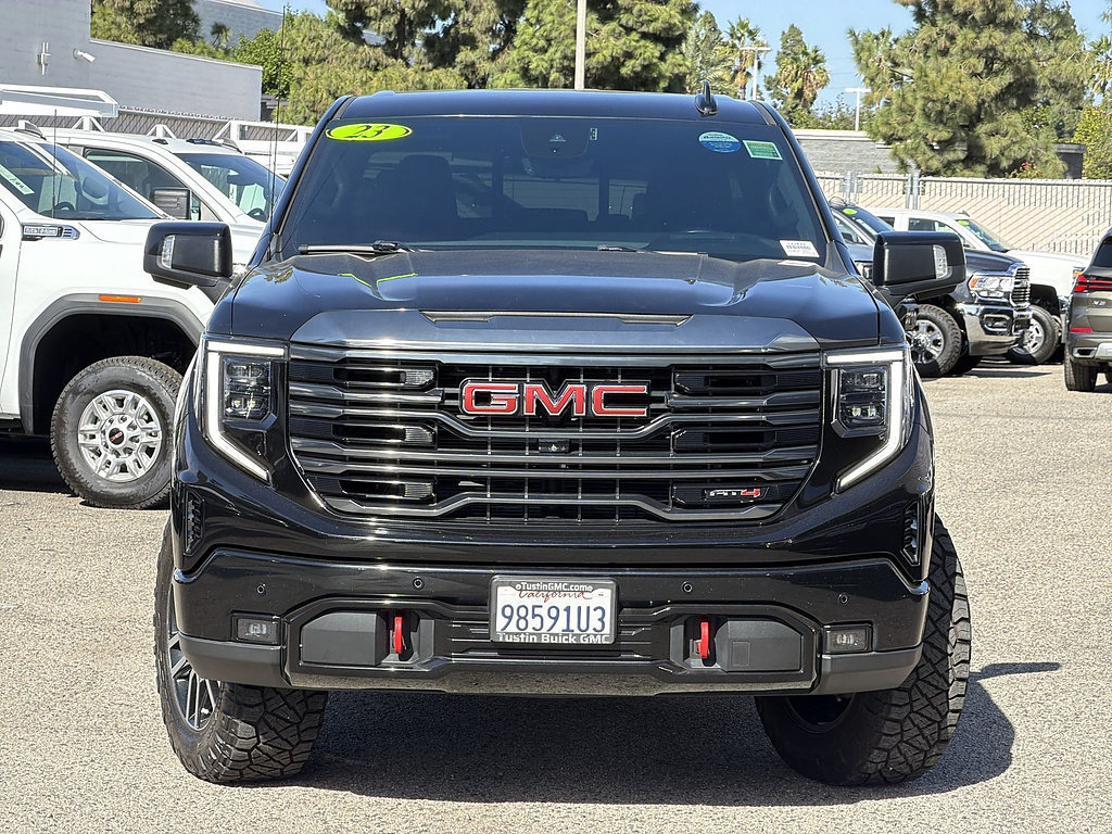 Used 2023 GMC Sierra 1500 AT4 w/ AT4 Premium Package AWD/4WD image 2