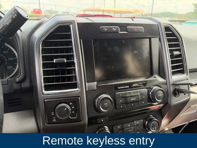 Used 2015 Ford F150 XLT w/ Equipment Group 302A Luxury AWD/4WD image 16