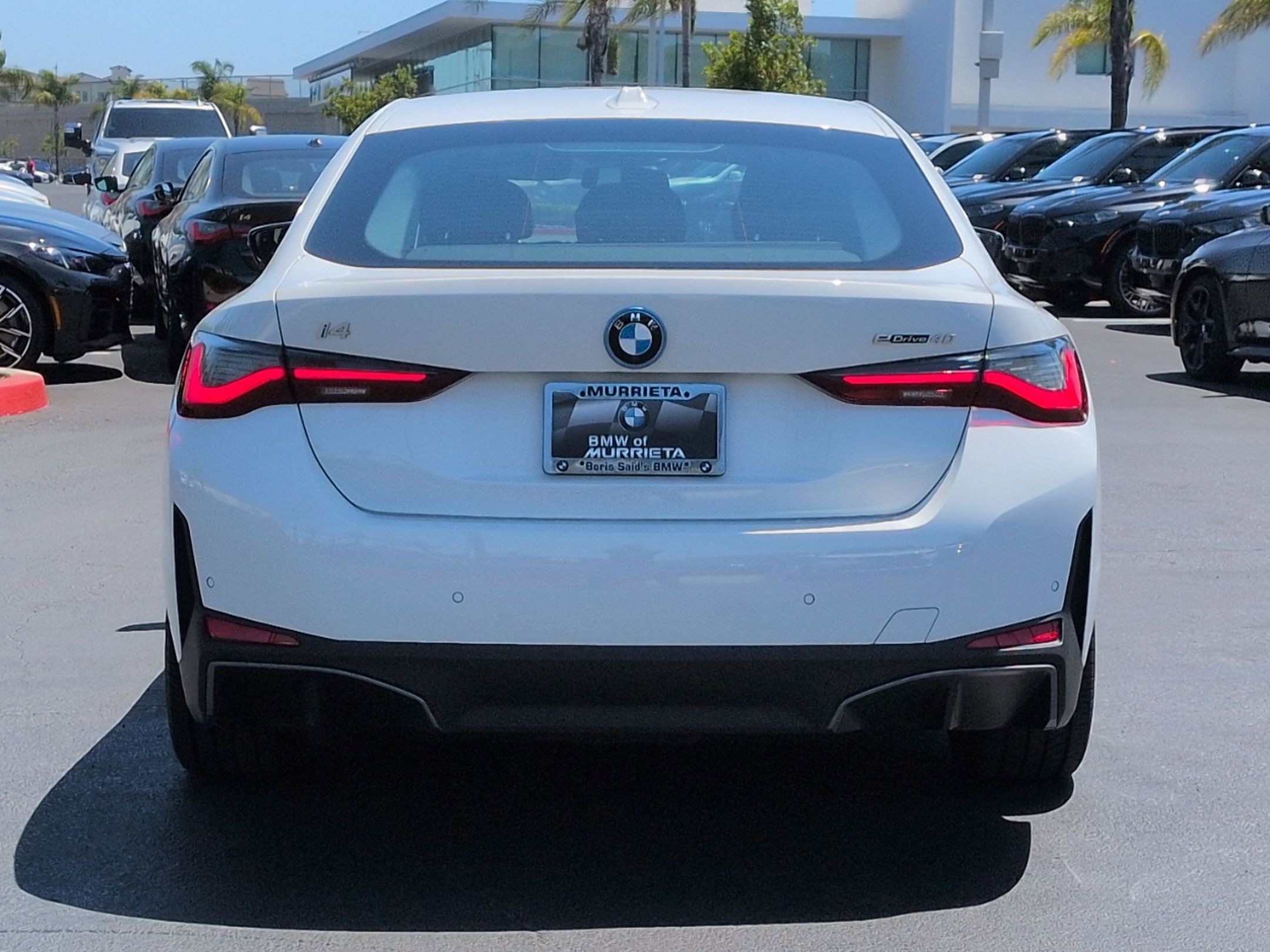Used 2023 BMW i4 eDrive40 RWD image 9