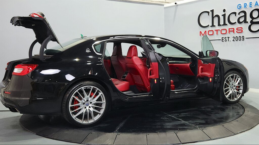 Used 2017 Maserati Quattroporte GTS GranSport RWD image 12