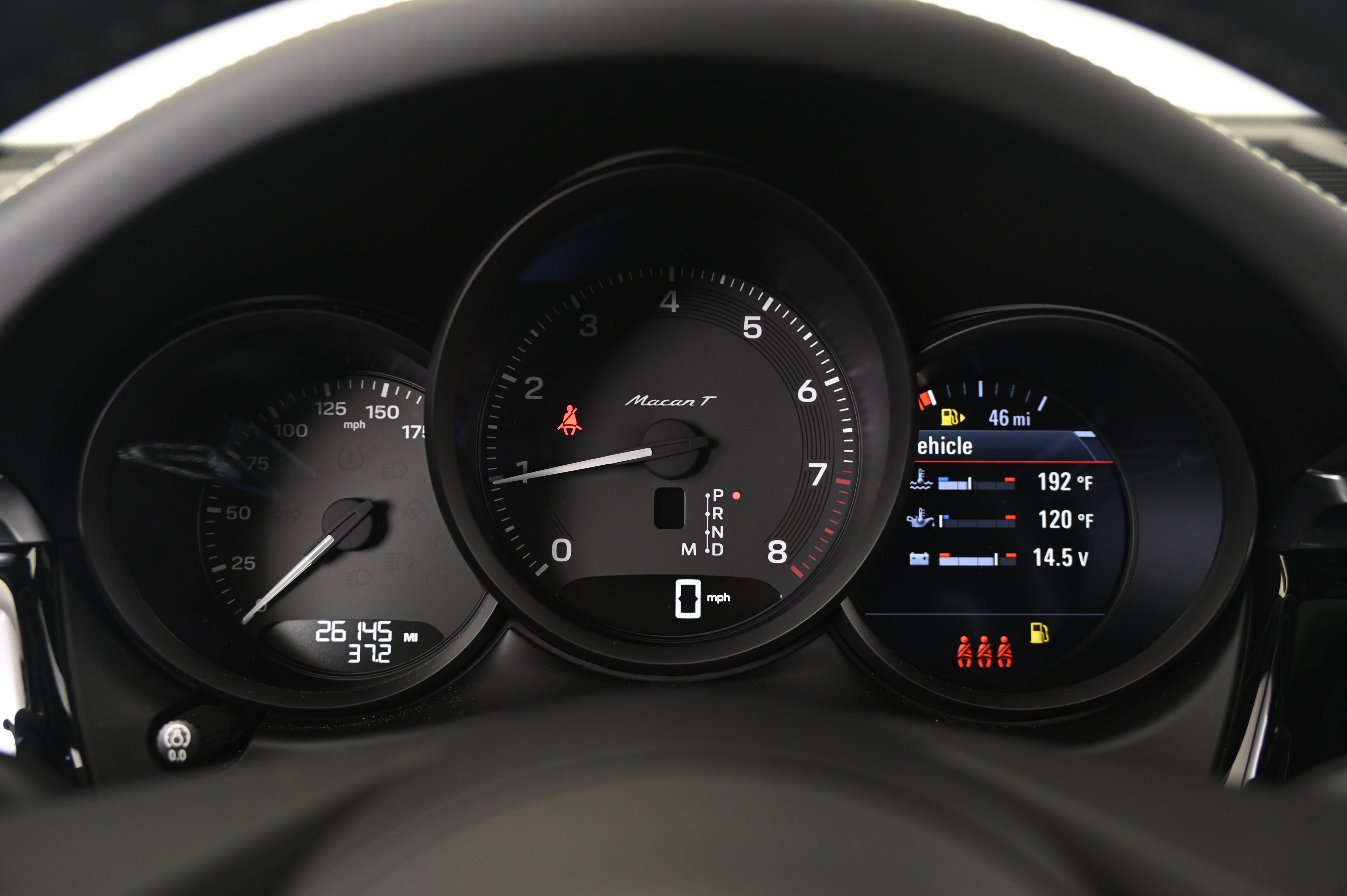 Certified 2023 Porsche Macan Turbo AWD/4WD image 36