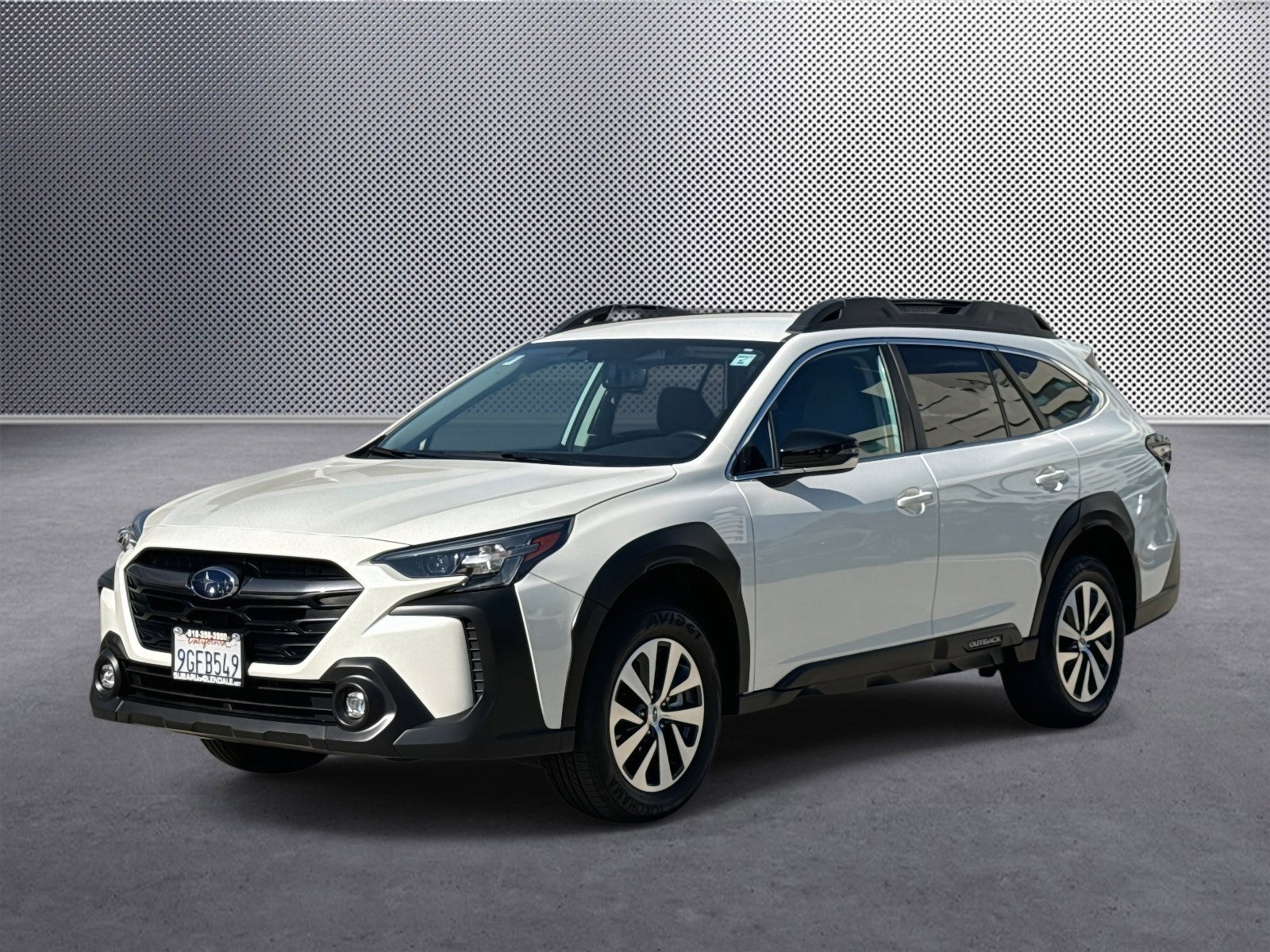 Used 2023 Subaru Outback Premium image 1
