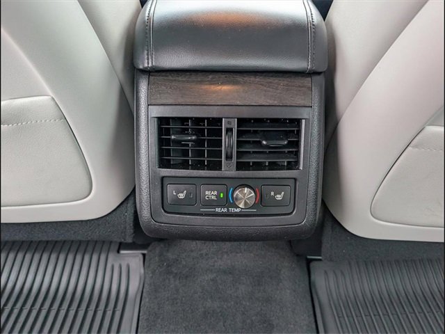 Used 2018 Toyota Avalon Limited w/ Protection Package image 19