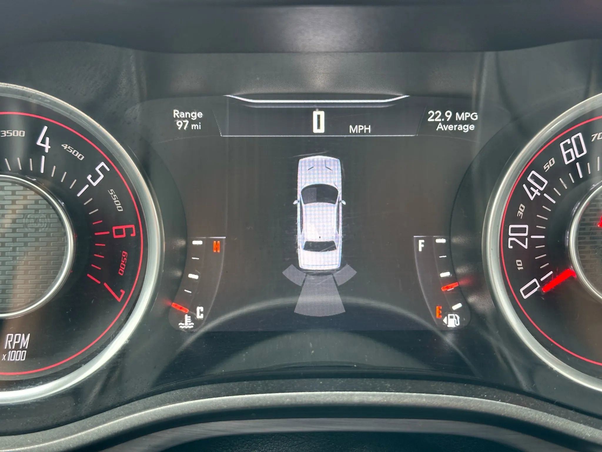Used 2015 Dodge Challenger R/T w/ Quick Order Package 22B R/T RWD image 26