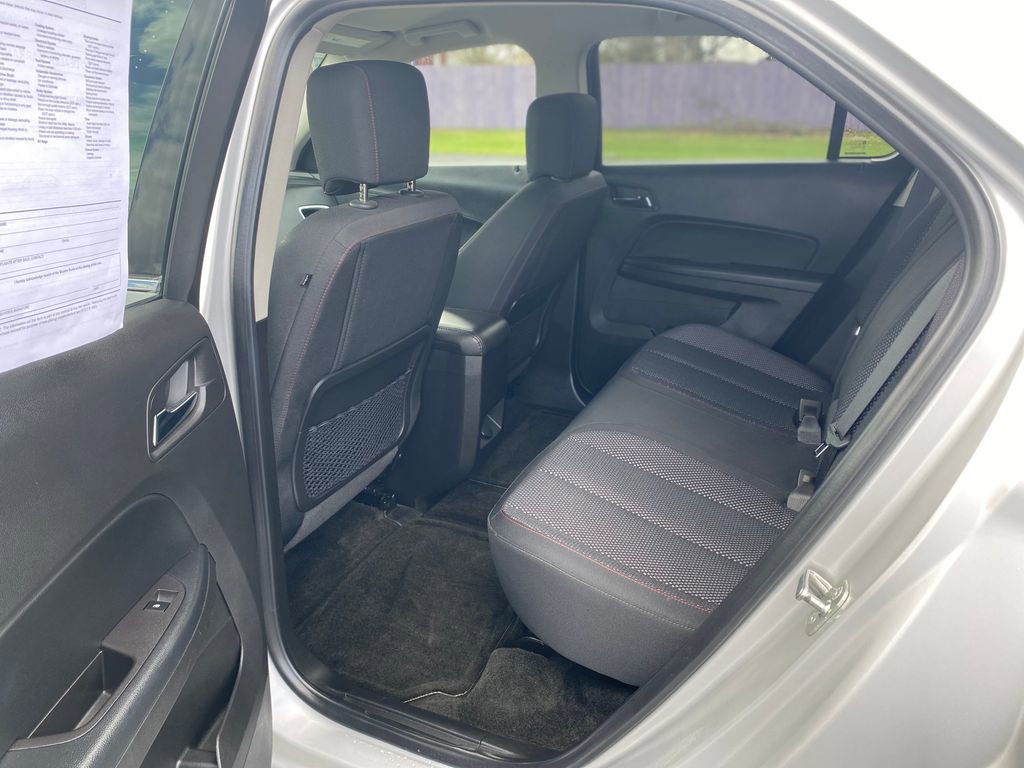 Used 2017 Chevrolet Equinox LT w/ Convenience Package image 18