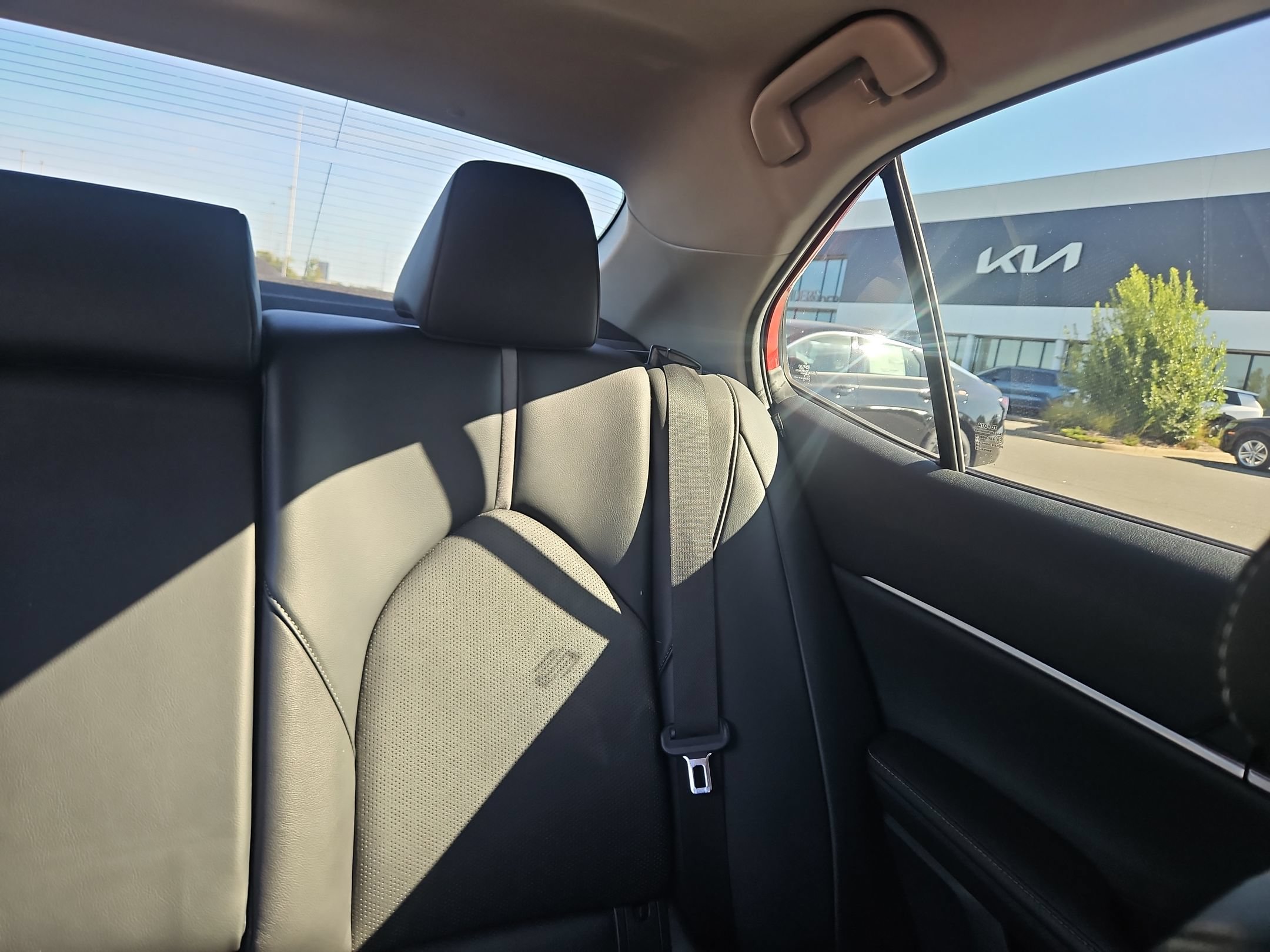 Used 2023 Toyota Camry XSE FWD image 14