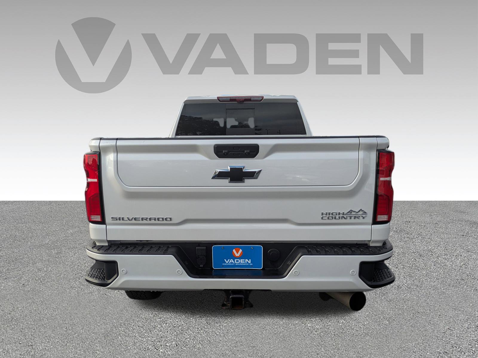 Used 2025 Chevrolet Silverado 3500 High Country w/ Technology Package image 25