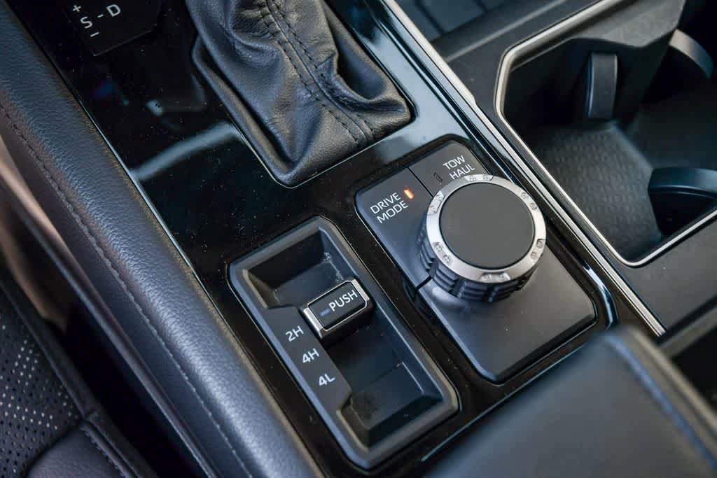 Used 2024 Toyota Tundra Limited AWD/4WD image 20