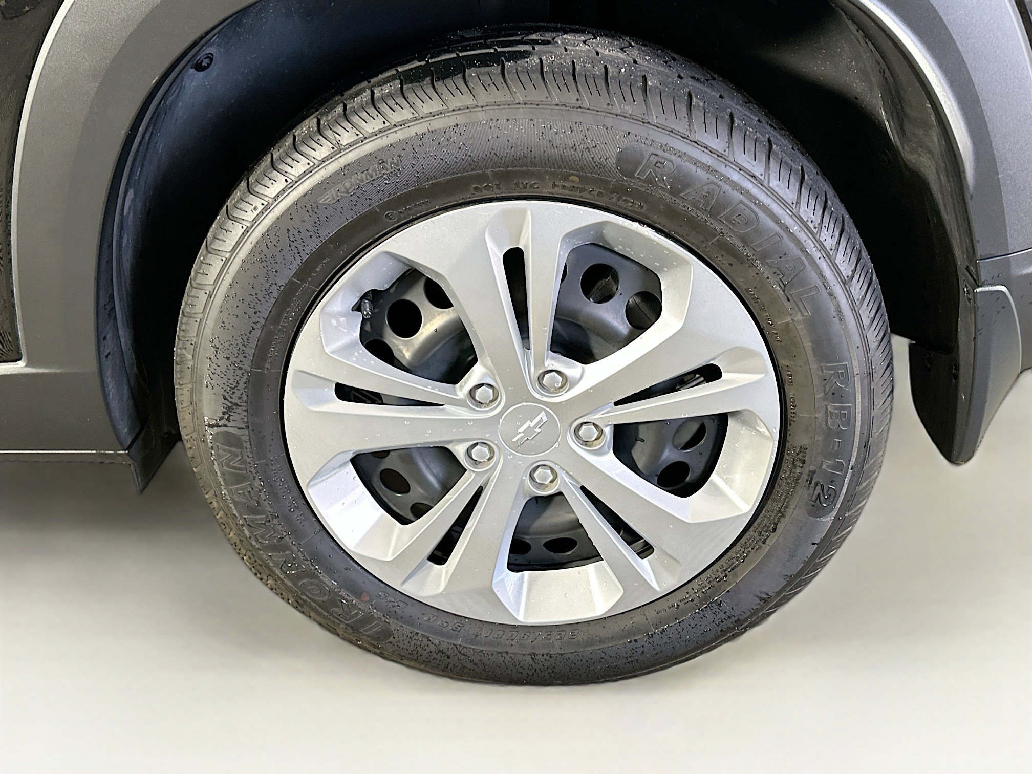 Used 2025 Chevrolet Trax LS w/ Driver Confidence Package image 11