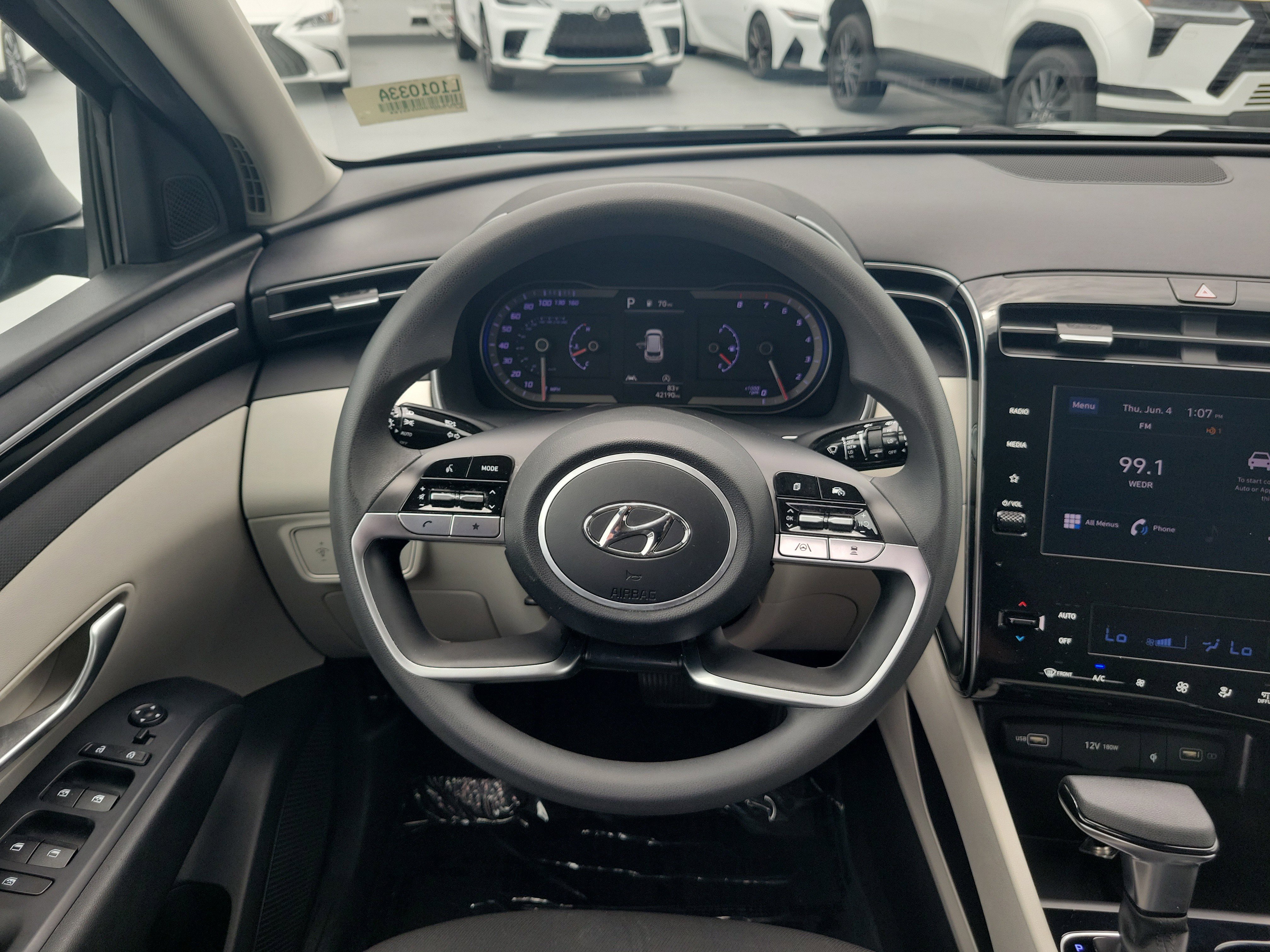 Used 2024 Hyundai Tucson SEL FWD image 16