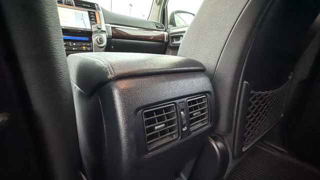 Used 2024 Toyota 4Runner Limited image 23