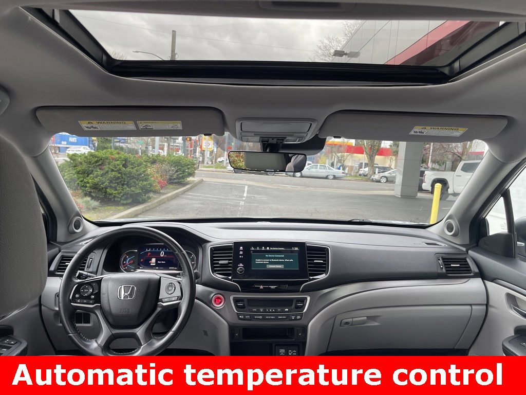 Used 2022 Honda Pilot Special Edition image 2