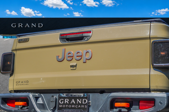 Used 2020 Jeep Gladiator Mojave AWD/4WD image 36
