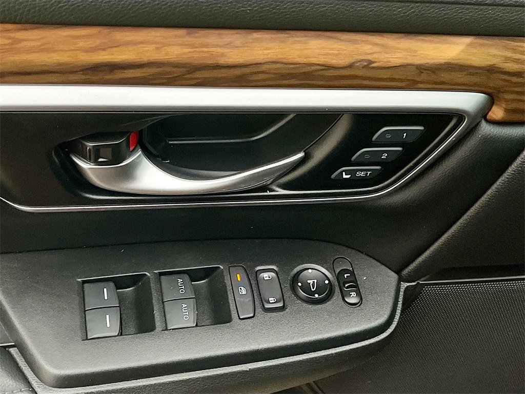 Used 2021 Honda CR-V Touring image 15