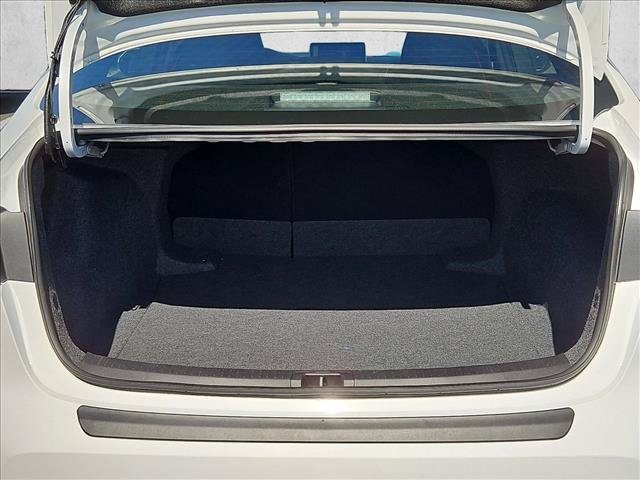 Certified 2026 Toyota Corolla SE w/ SE Package FWD image 6
