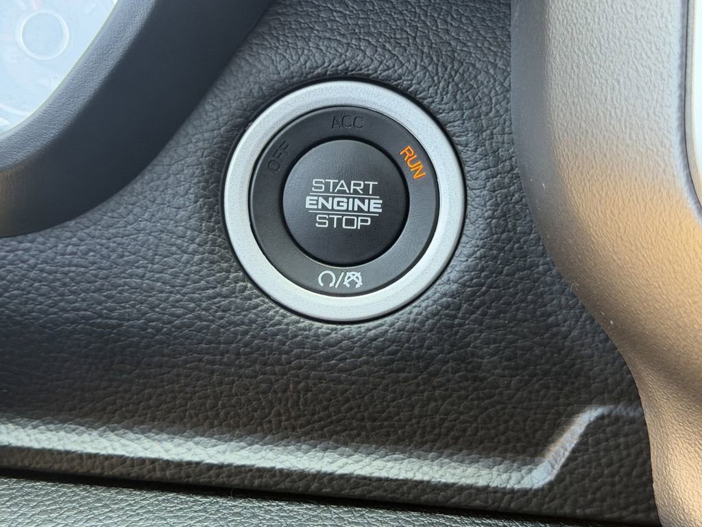 Used 2021 RAM 1500 Big Horn image 24