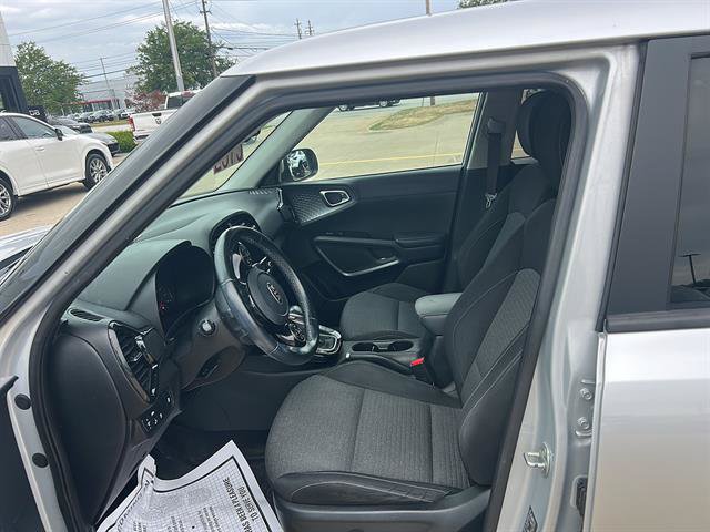 Used 2021 Kia Soul EX FWD image 3