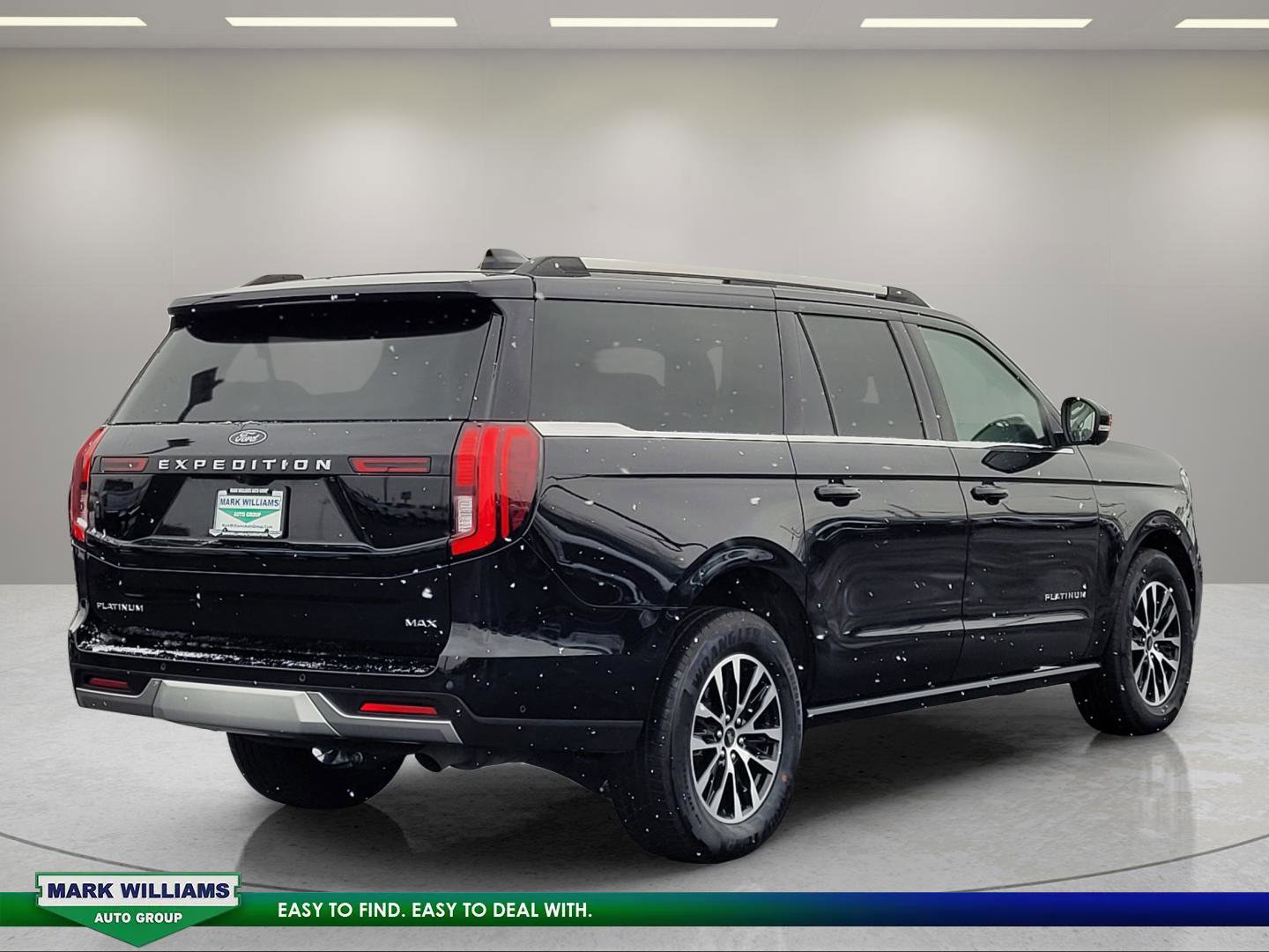 Used 2025 Ford Expedition Max Platinum image 4