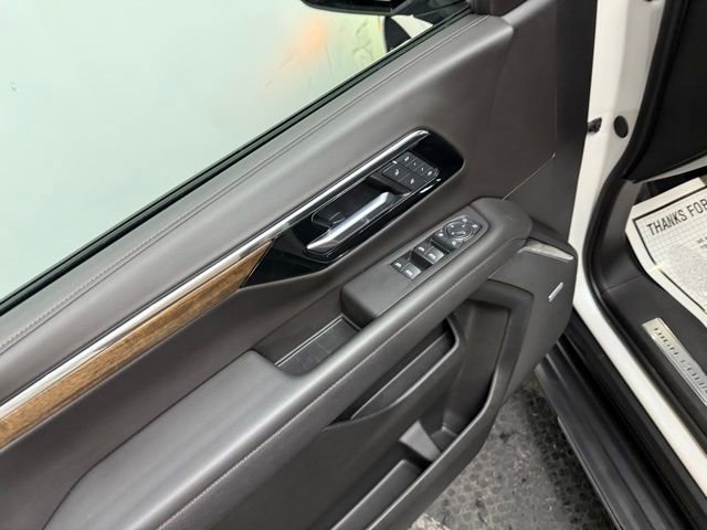 Used 2025 Chevrolet Suburban High Country w/ Sun And Tow Package image 23