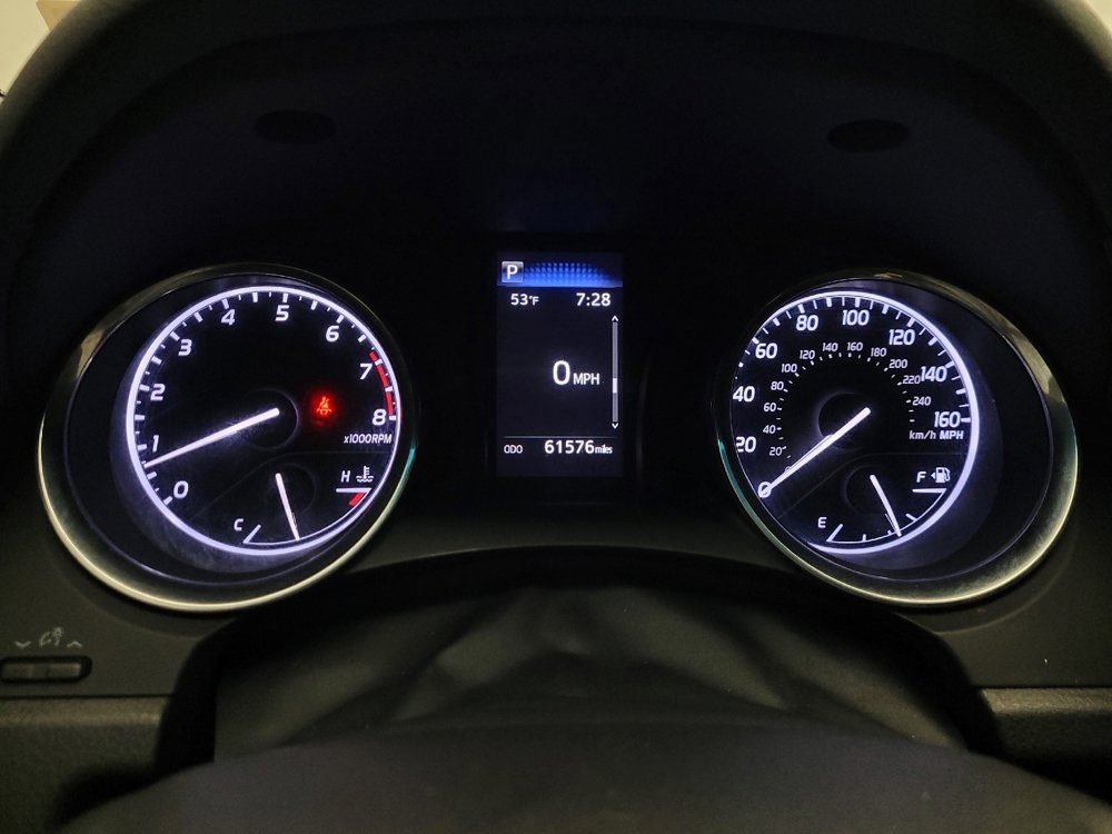 Used 2020 Toyota Camry SE image 23