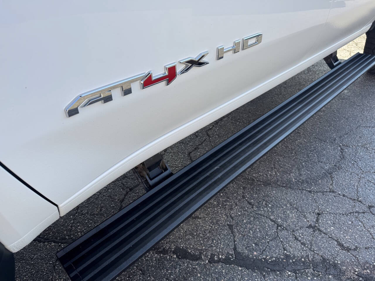 Used 2026 GMC Sierra 2500 AT4X AWD/4WD image 24