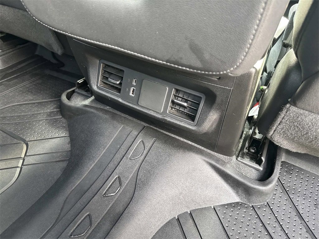 Used 2024 Chevrolet Silverado 1500 Custom Trail Boss w/ LPO, Dark Essentials Package image 30