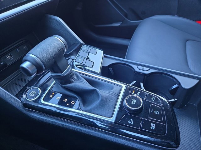 Used 2024 Kia Sportage EX image 27
