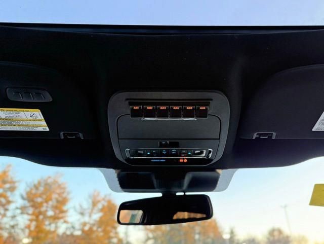 New 2026 Ford F250 Platinum w/ Tremor Off-Road Package image 22