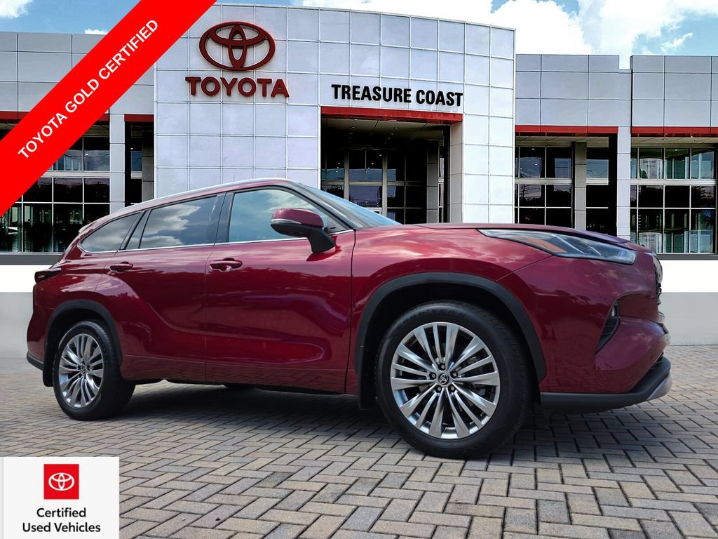 Used 2026 Toyota Highlander Platinum AWD/4WD image 1