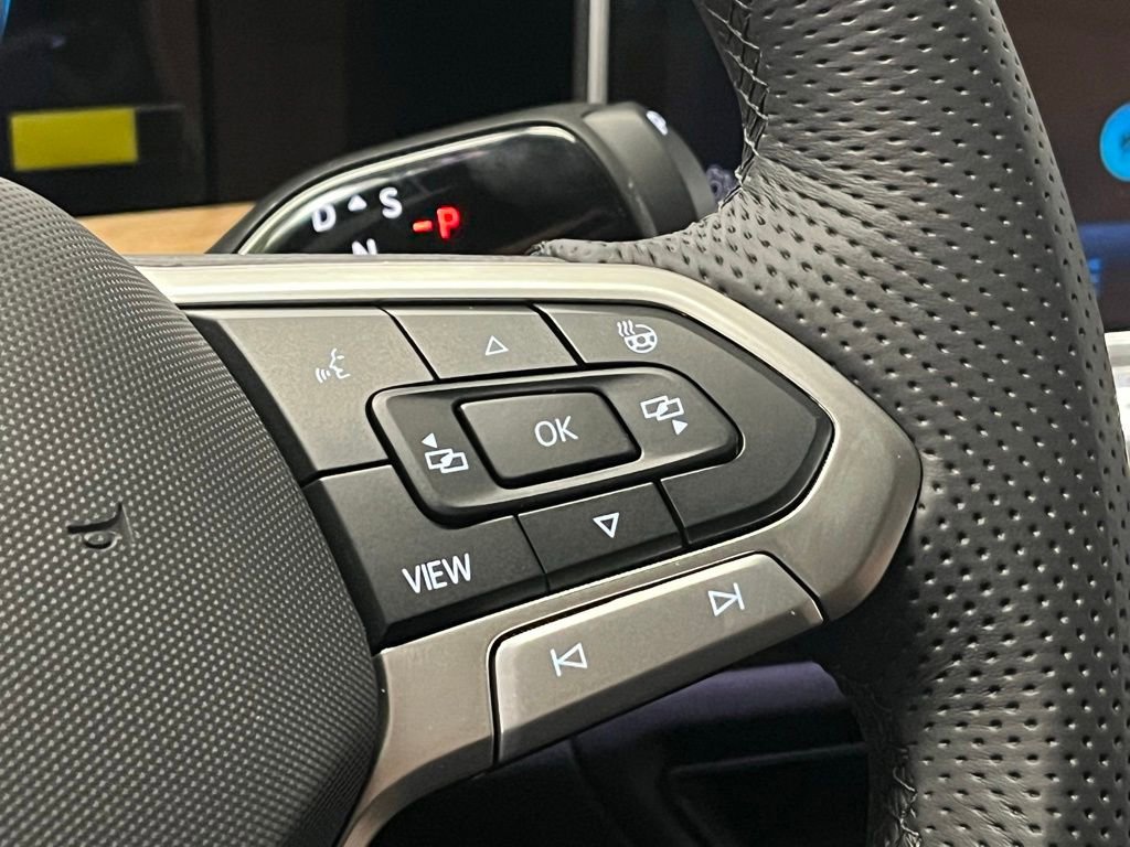 New 2026 Volkswagen Tiguan SEL R-Line AWD/4WD image 26