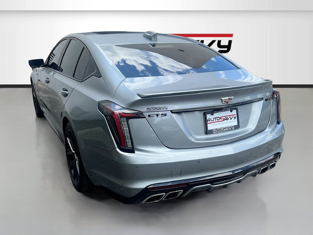 Used 2025 Cadillac CT5 V w/ Technology Package RWD image 5