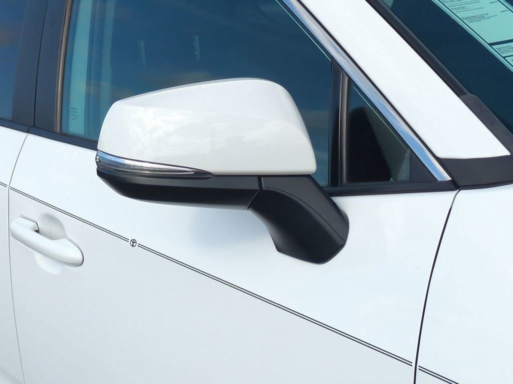 Used 2023 Toyota RAV4 AWD Hybrid image 11