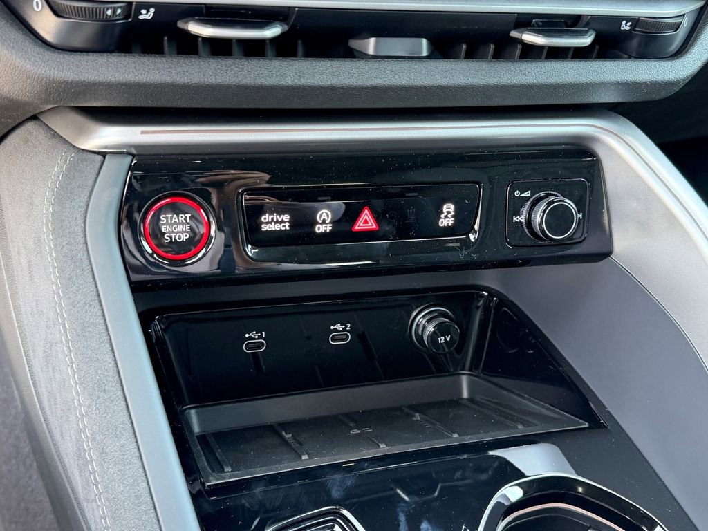 New 2026 Audi SQ5 Premium Plus image 27