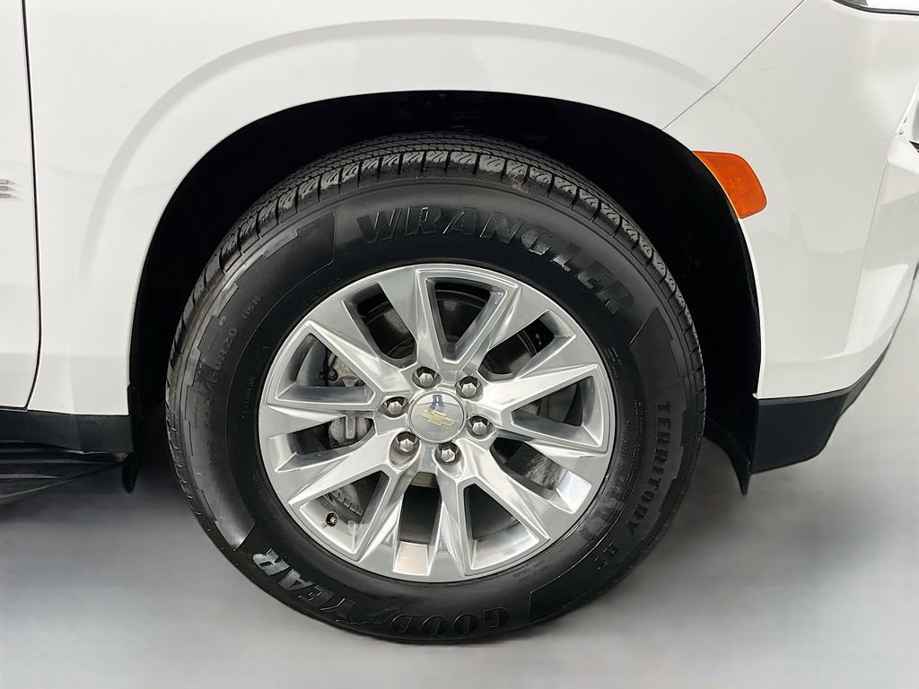 Used 2021 Chevrolet Tahoe Premier w/ Premium Package image 41