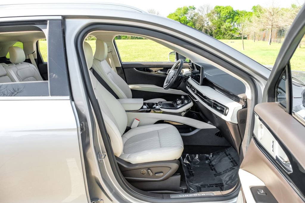 Used 2022 Lincoln Nautilus Black Label image 35