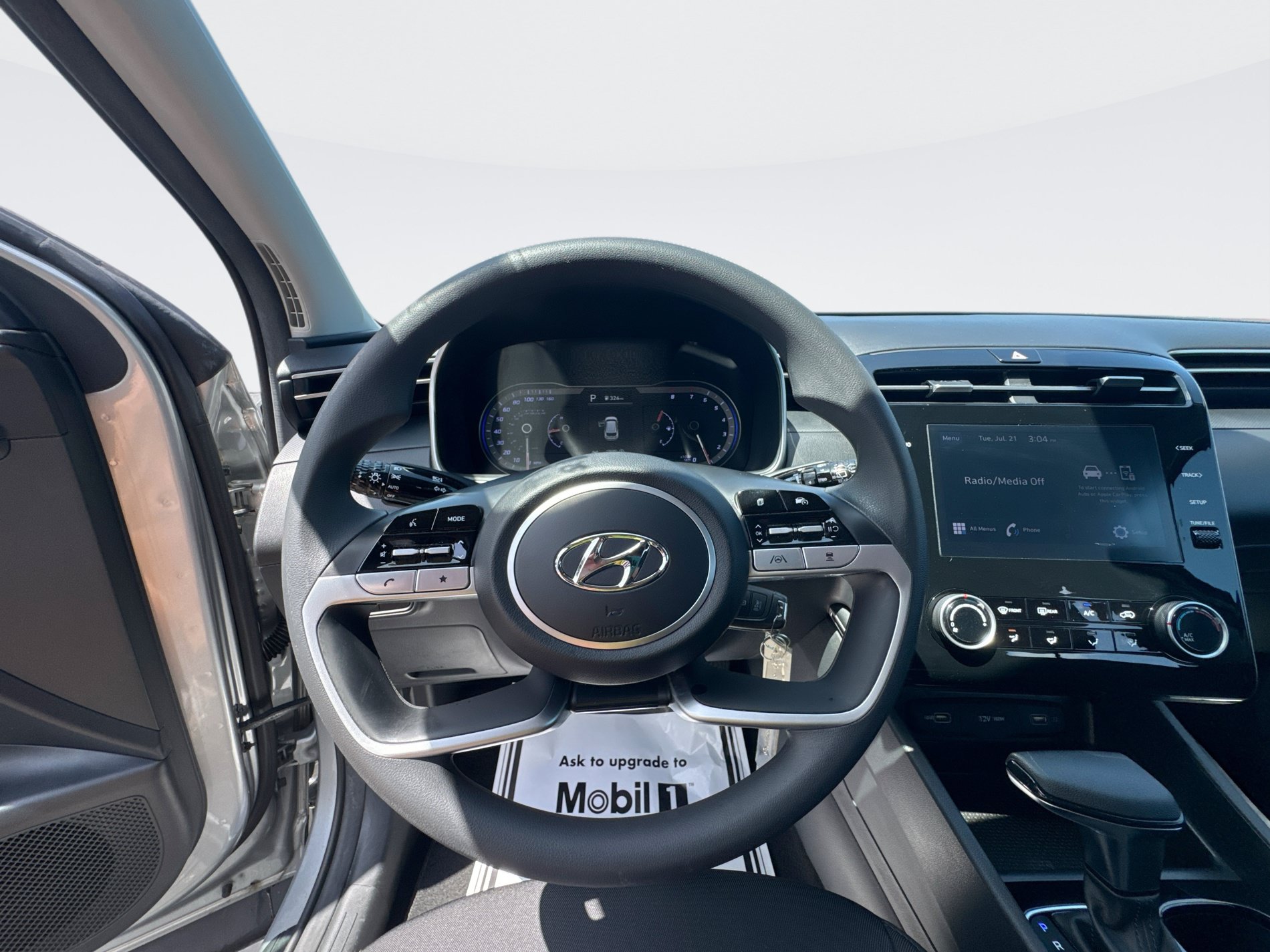 Used 2024 Hyundai Tucson SE FWD image 16