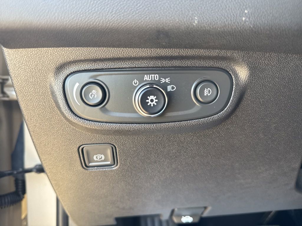 Used 2023 GMC Terrain AT4 AWD/4WD image 27