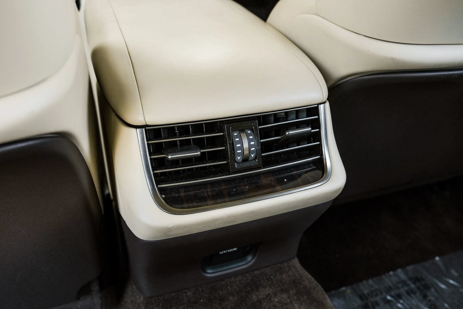 Used 2018 Lexus LS 500 AWD w/ Interior Upgrade Package image 36