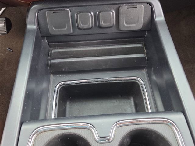 Used 2016 Chevrolet Silverado 2500 High Country w/ Duramax Plus Package image 18