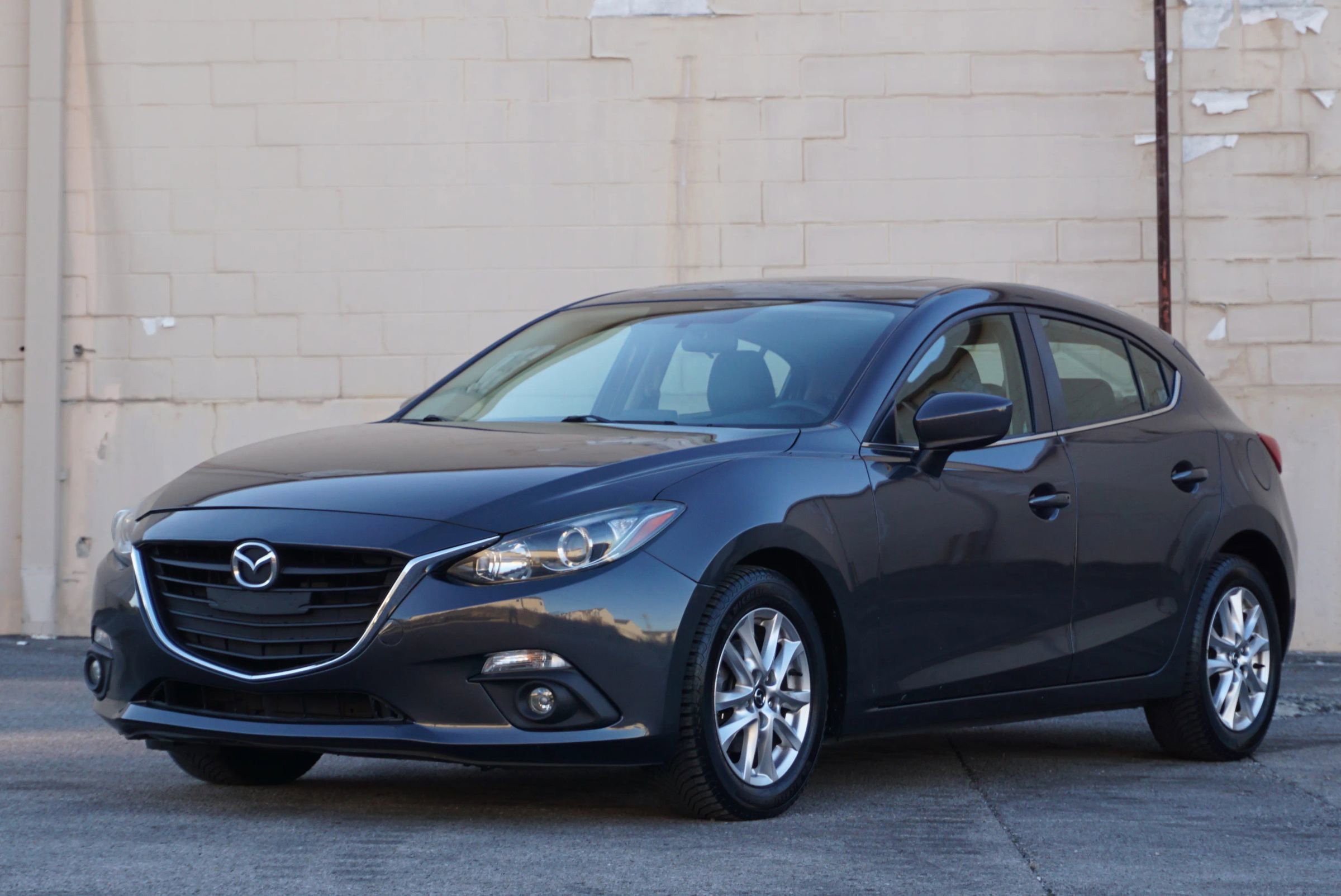 Used 2015 MAZDA MAZDA3 i Grand Touring image 1