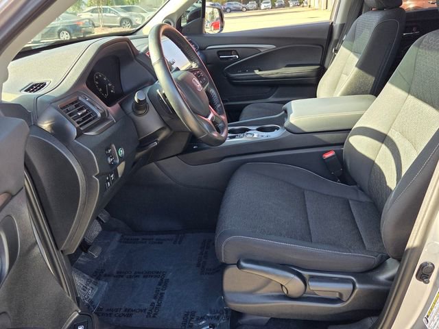 Used 2024 Honda Ridgeline Sport image 9