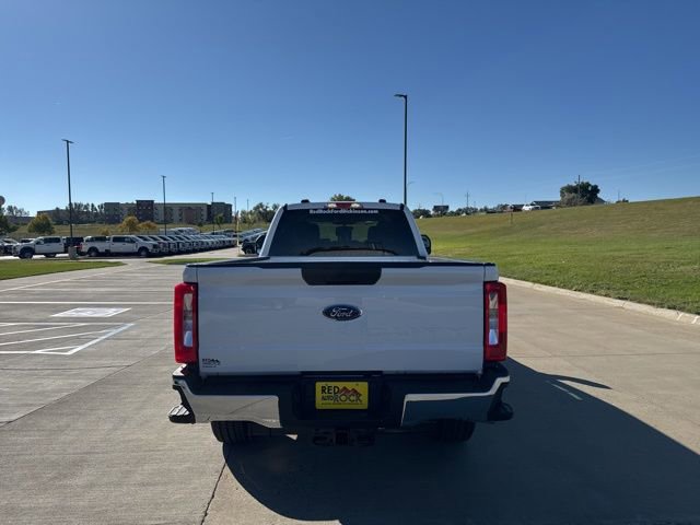 New 2026 Ford F250 XLT w/ FX4 Off-Road Package image 4