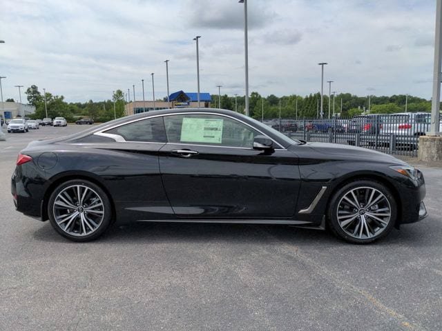 Used 2021 INFINITI Q60 3.0t Luxe w/ Essential Package AWD/4WD image 3