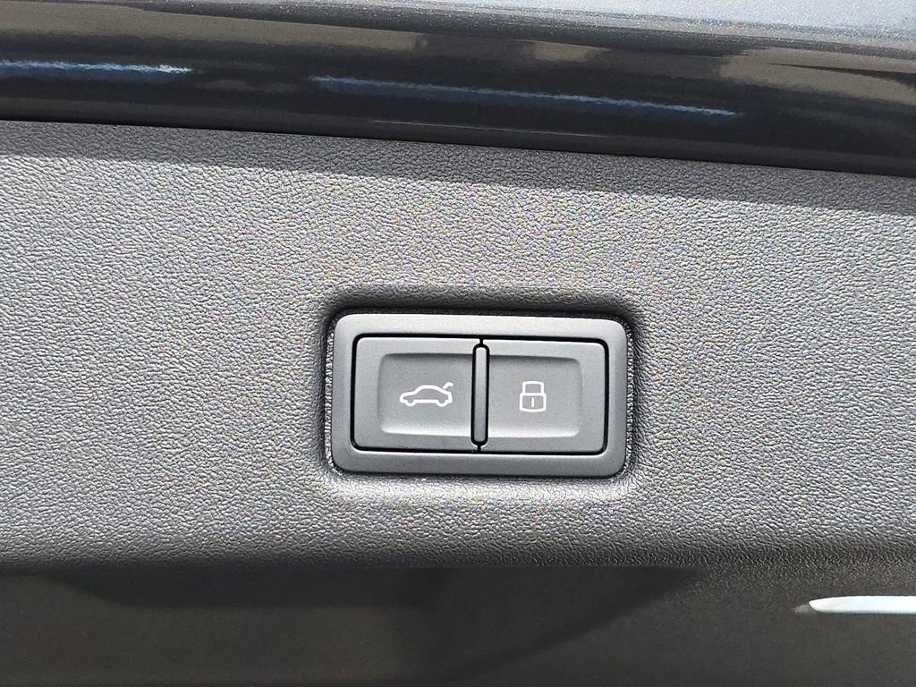New 2026 Audi Q5 Premium Plus image 13