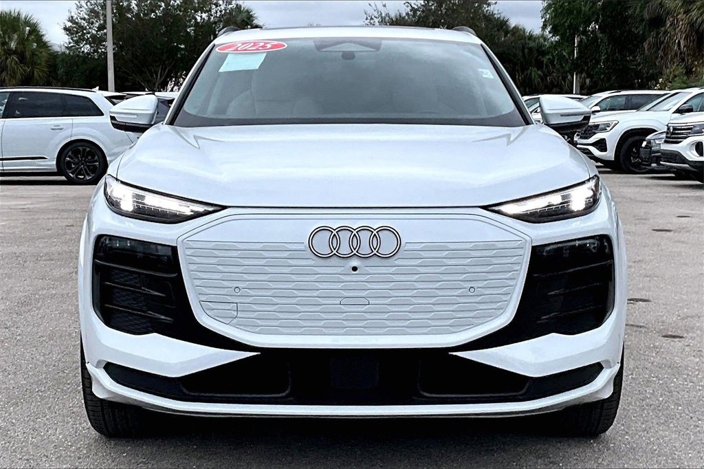 Used 2025 Audi Q6 e-tron Premium Plus w/ Premium Plus image 10